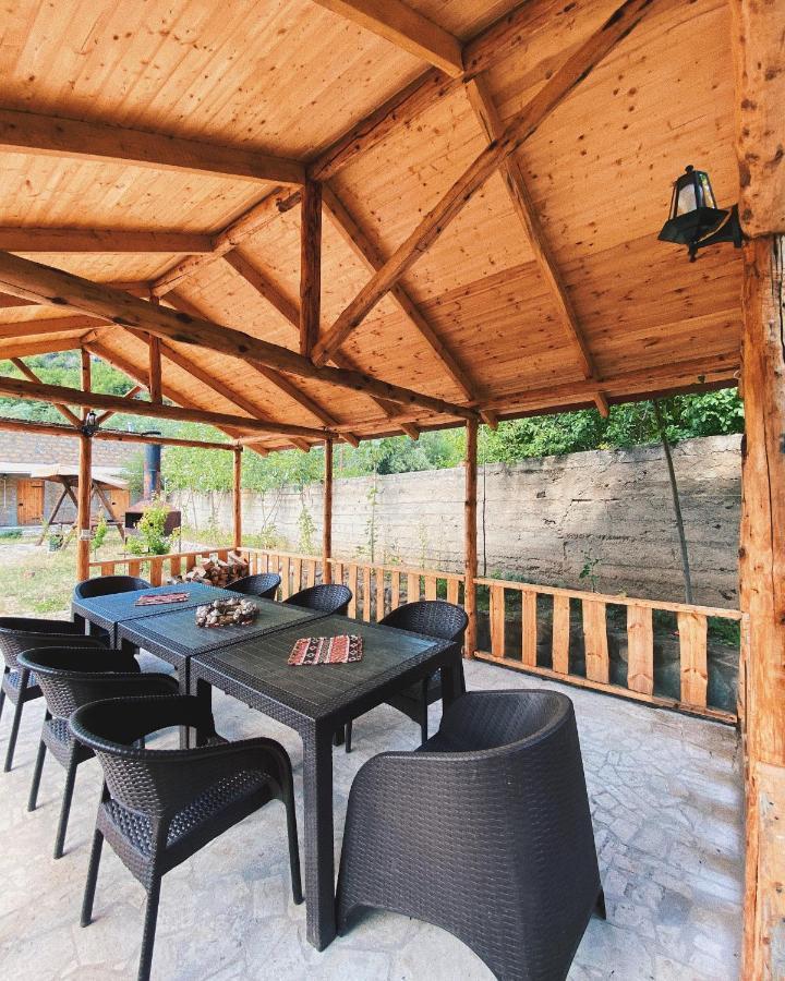 Hovek Guest House Dilijan Ngoại thất bức ảnh