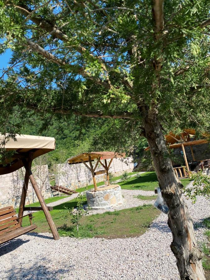 Hovek Guest House Dilijan Ngoại thất bức ảnh