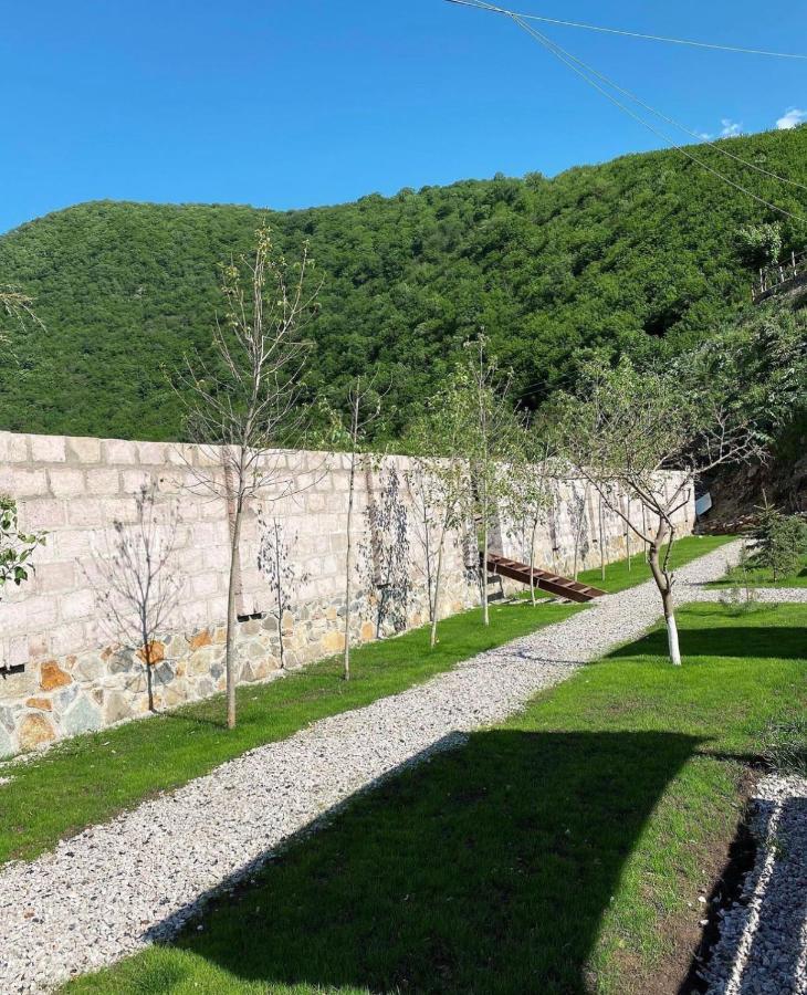 Hovek Guest House Dilijan Ngoại thất bức ảnh