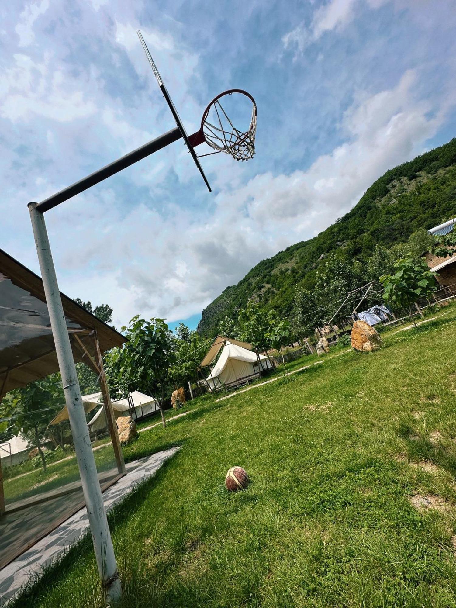 Hovek Guest House Dilijan Ngoại thất bức ảnh
