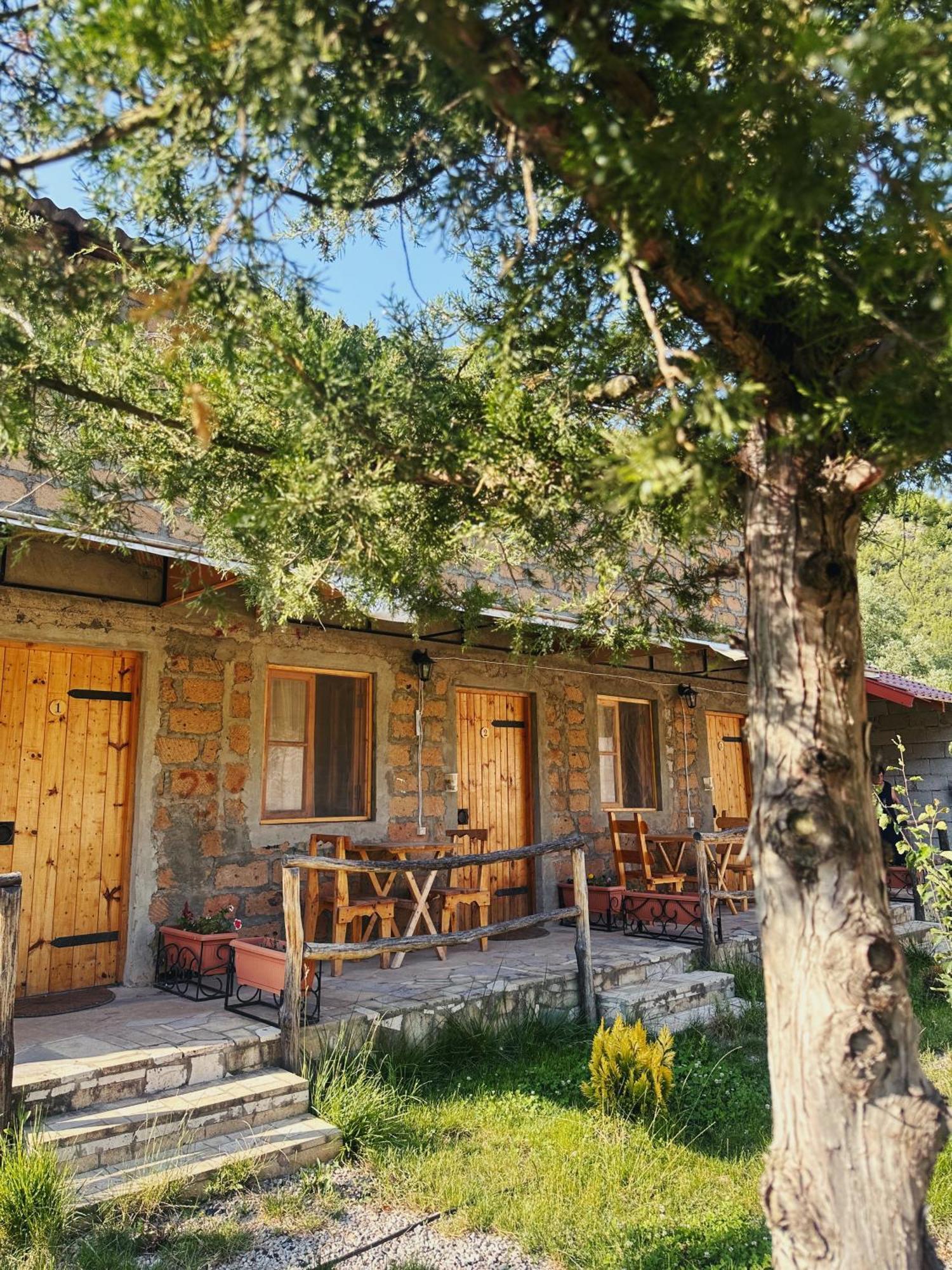 Hovek Guest House Dilijan Ngoại thất bức ảnh
